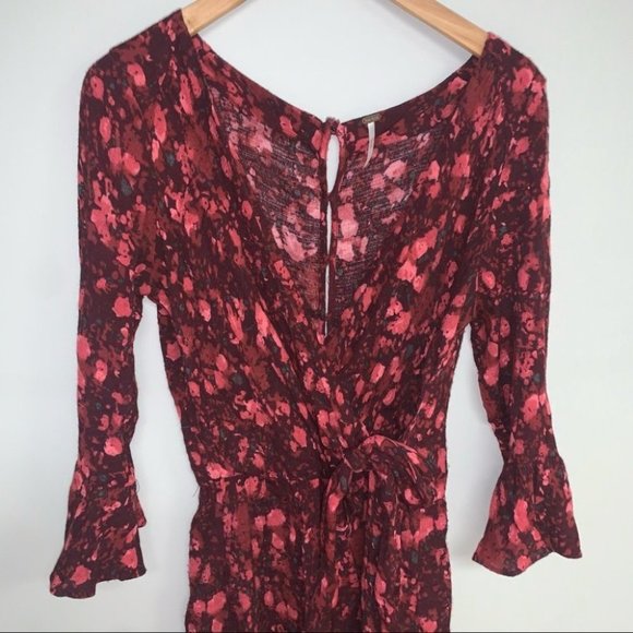 Free People Romper Size Small Red Pink Floral "All  The Right Ruffles" Faux-Wrap - Picture 3 of 12